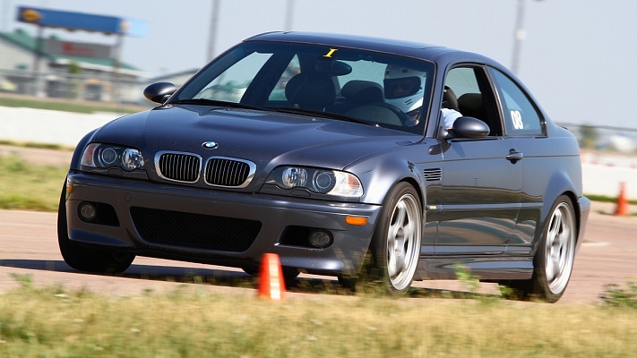 Контраварийное вождение в Ростове-на-Дону. Ultra Подарки. Купить уроки контраварийного вождения в Ростове-на-Дону. Научитесь водить машину в любых условиях! Сервис UltraPodarki.ru 8 800 505 95 30. Контраварийное вождение Ростов-на-Дону, контраварийное вождение, экстремальное вождение Ростов-на-Дону, экстремальное вождение, обучение вождению Ростов-на-Дону, обучение вождению, вождение Ростов-на-Дону, вождение,  курс вождения Ростов-на-Дону, курс вождения, курсы экстремальное вождения Ростов-на-Дону, курсы экстремального вождения, обучение в автошколе Ростов-на-Дону, обучение в автошколе