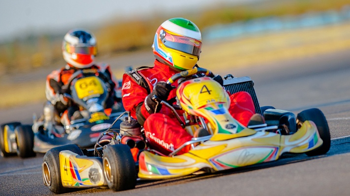 Картинг в Ростове-на-Дону. ULTRA ПОДАРКИ. Купить картинг в Ростове-на-Дону. Попробуйте участие в настоящей гонке и получите порцию незабываемых эмоций. Гонки на картах - это приятно и доступно. Сервис UltraPodarki.ru 8 800 505 95 30. Картинг Ростов-на-Дону, картинг, гонки на картах Ростов-на-Дону, гонки на картах, езда на карте Ростов-на-Дону, езда на карте, купить картинг Ростов-на-Дону, купить картинг, картинг цена Ростов-на-Дону, картинг цена, картинг клуб Ростов-на-Дону, картинг клуб, картинг центр, картинг центр Ростов-на-Дону