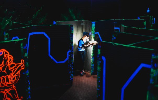 Игра в лазертаг в Ростове-на-Дону. Сервис Ultra Подарки. Купить лазертаг в городе Ростов-на-Донуf. Попробуйте лазерный пейнтбол в лазертаг клубе. Цены на лазертаг. Сервис: UltraPodarki.ru 8 800 505 95 30. Лазертаг в Ростове-на-Дону, купить лазертаг Ростов-на-Дону, лазертаг, купить лазертаг, лазерный пейнтбол Ростов-на-Дону, лазертаг для детей Ростов-на-Дону, лазертаг клуб, лазертаг клуб Ростов-на-Дону