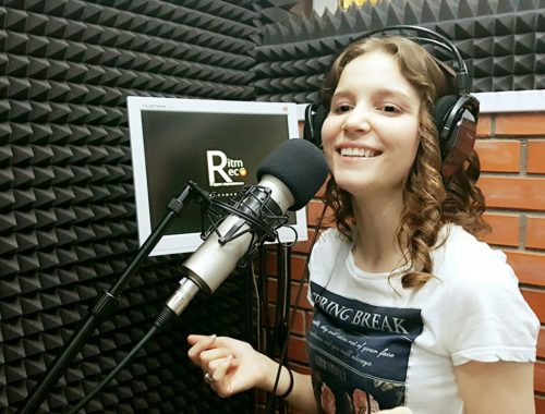  Индивидуальные занятия вокалом в Ростове-на-Дону. Ultra Подарки. Купить сертификат на индивидуальные занятия вокалом в Ростове-на-Дону и уроки обучения вокалу.  Сервис UltraPodarki.ru 8 800 505 95 30. Индивидуальные занятия вокалом, занятия вокалом в Ростове-на-Дону, обучение вокалу Ростов-на-Дону, уроки вокала Ростов-на-Дону, школа вокала Ростов-на-Дону, занятие вокалом для детей, занятия вокалом, обучение вокалу, уроки вокала, школа вокала, уроки вокала обучение, вокальные уроки, индивидуальные занятия вокалом Ростов-на-Дону