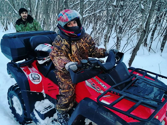 Прокат квадроциклов в Ростове-на-Дону. Сервис Ultra Подарки. Подарочный сертификат на прокат квадроциклов в Ростове-на-Дону. Закажите катание на квадроциклах недорого и наслаждайтесь активным отдыхом с друзьями. Выбирайте живописные маршруты для езды на квадроциклах. Сервис UltraPodarki.ru 8800-505-9530. Катание на квадроциклах, Прокат квадроциклов, езда на квадроцикле, прокат квадроциклов Ростов-на-Дону, катание на квадроциклах Ростов-на-Дону, Катание на квадроциклах зимой, Сертификат на катание на квадроциклах 

