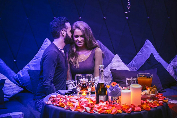 Романтическое свидание в кинотеатре в Ростове-на-Дону. Ultra Подарки. Купить романтическое свидание в кинотеатре в Ростове-на-Дону. Подарите самым близким незабываемые моменты и признайтесь в искренних чувствах. Сервис UltraPodarki.ru 8-800-505-95-30. Романтическое свидание в кинотеатре в Ростове-на-Дону, свидание в Ростове-на-Дону, свидание в кинотеатре, сертификат на свидание в кинотеатре, сертификат на свидание в Ростове-на-Дону, купить свидание, купить свидание Ростов-на-Дону, первое свидание, девушка свидание, хороший кинотеатре, романтический кинотеатре, романтический вечер, романтический ужин, романтические любимому, романтическая музыка