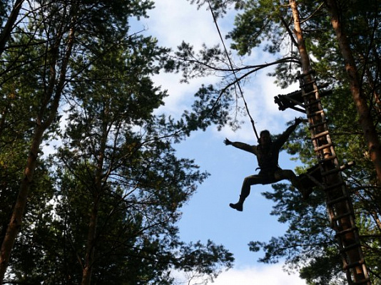 Роупджампинг - прыжки с верёвкой в Ростове-на-Дону. Подарочные сертификаты Ultra Подарки. Роупджампинг в Ростове-на-Дону - Экстремальный оригинальный подарок или подарочный сертификат на Роупджампинг - прыжки с верёвкой. Сервис UltraPodarki.ru 8-800-505-95-30. роупджампинг Ростов-на-Дону, прыжок веревка Ростов-на-Дону, роупджампинг, прыжок веревка, прыжок с веревкой, Подарок, подарочный сертификат, экстрим, экстремальный подарок
