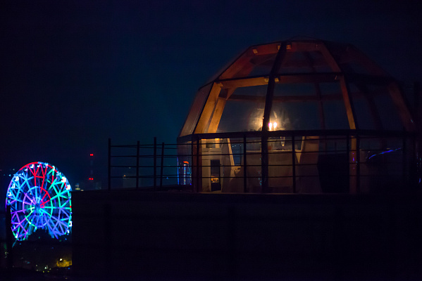 Романтическое свидание на крыше в Ростове-на-Дону. Ultra Подарки. Купить романтическое свидание на крыше в Ростове-на-Дону. Подарите самым близким незабываемые моменты и почувствуйте друг друга ещё ближе. Сервис UltraPodarki.ru 8 800 505 95 30. Романтическое свидание на крыше в Ростове-на-Дону, свидание в Ростове-на-Дону, свидание, сертификат на свидание, сертификат на свидание в Ростове-на-Дону, купить свидание, купить свидание Ростов-на-Дону, Романтическое свидание на крыше Рандеву