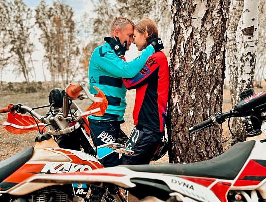 Катание на мотоцикле в Ростове-на-Дону. ULTRA ПОДАРКИ. Купить катание на мотоцикле в Ростове-на-Дону. Попробовав езду на мотоциклах, вы получите порцию адреналина и невероятные эмоции. Сервис: UltraPodarki.ru 8 800 505 95 30.. Катание на мотоцикле в Ростове-на-Дону, прокат мотоциклов Ростов-на-Дону, катание на мотоциклах, прокат мотоцикла, езда на мотоцикле Ростов-на-Дону, езда на мотоцикле, мотопрогулка Ростов-на-Дону, мотопрогулка