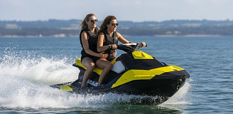 Катание на гидроцикле